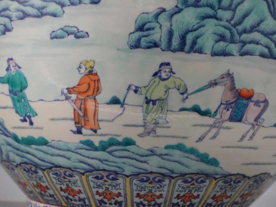 An Exquisite Doucai Figures Pattern Double-Ears Vase - 8