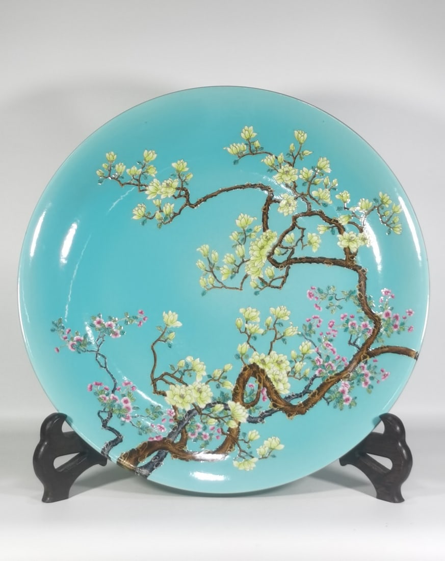 An Exquisite Famille-Rose Turquoise-Glazed Flower Pattern Plate: An Exquisite Famille-Rose Turquoise-Glazed Flower Pattern Plate,Qing Dynasty, China,Yongzheng Six-character Mark,Size:3inx19.7in