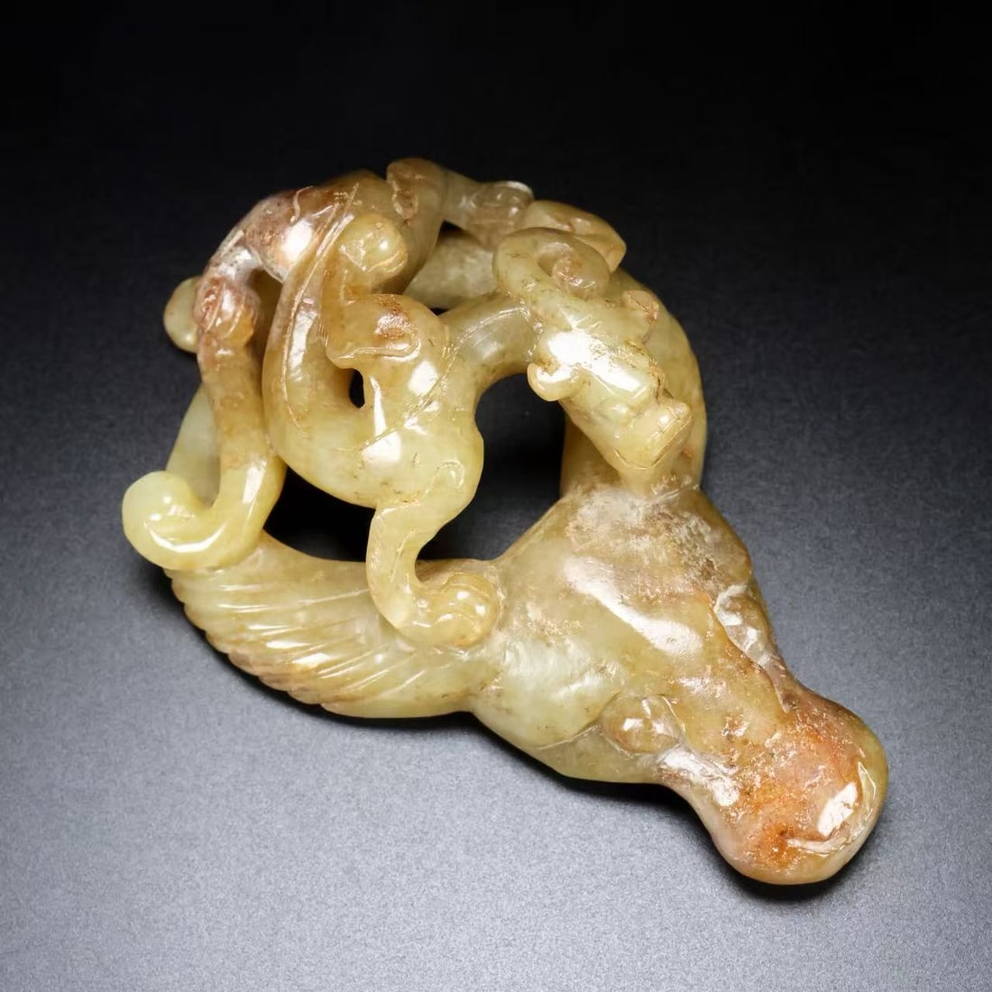 An Exquisite Hotan Jade Sheep Head (1 of 9)