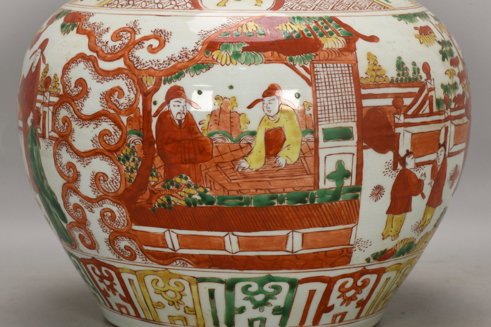 An Exquisite Wucai Figures Pattern Jar - 6