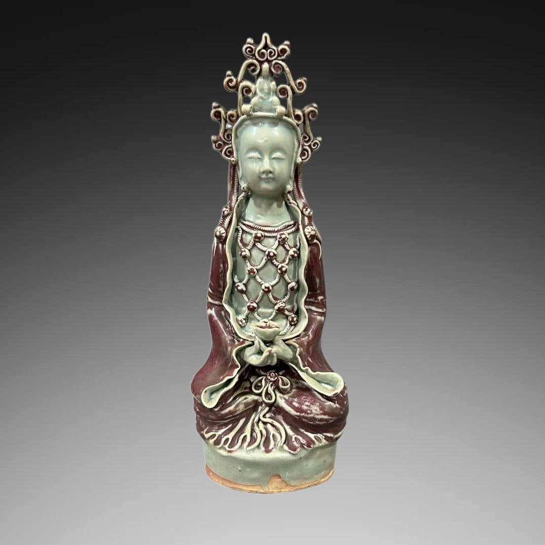 An Exquisite Underglaze-Red Statue of Avalokitesvara: An Exquisite Underglaze-Red Statue of Avalokitesvara,Ming Dynasty, China,Size:4.5inx12.4in 釉里红观音,中国明代
