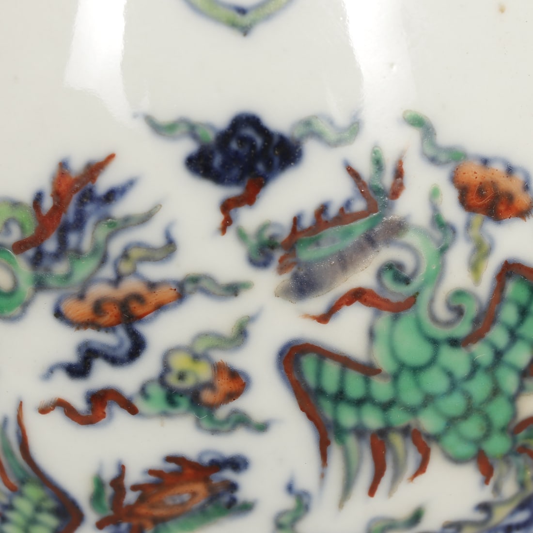 An Exquisite Wucai Phoenix Pattern Vase - 5