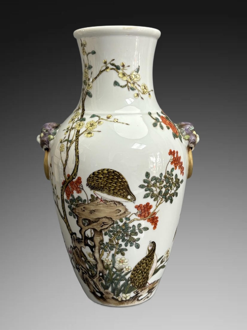 An Exquisite Famille-Rose Flower and Bird Pattern Lion-Ears Vase: An Exquisite Famille-Rose Flower and Bird Pattern Lion-Ears Vase,Qing Dynasty, China,Yongzhneg Six-character Mark,Size:10.4in×6.5in 粉彩花鸟纹狮耳瓶