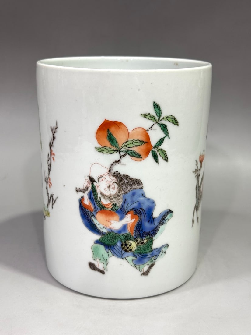 An Exquisite Wucai Figures Pattern Brush Pot - 2
