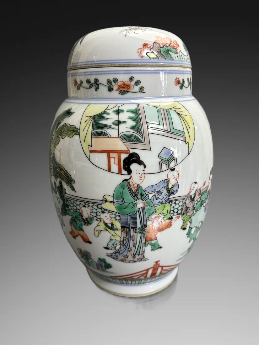An Exquisite Wucai Figures Pattern Jar: An Exquisite Wucai Figures Pattern Jar,Qing Dynasty, China,Kangxi Six-character Mark,Size:10.2in×6.7in 五彩四妃十六子莲子罐,中