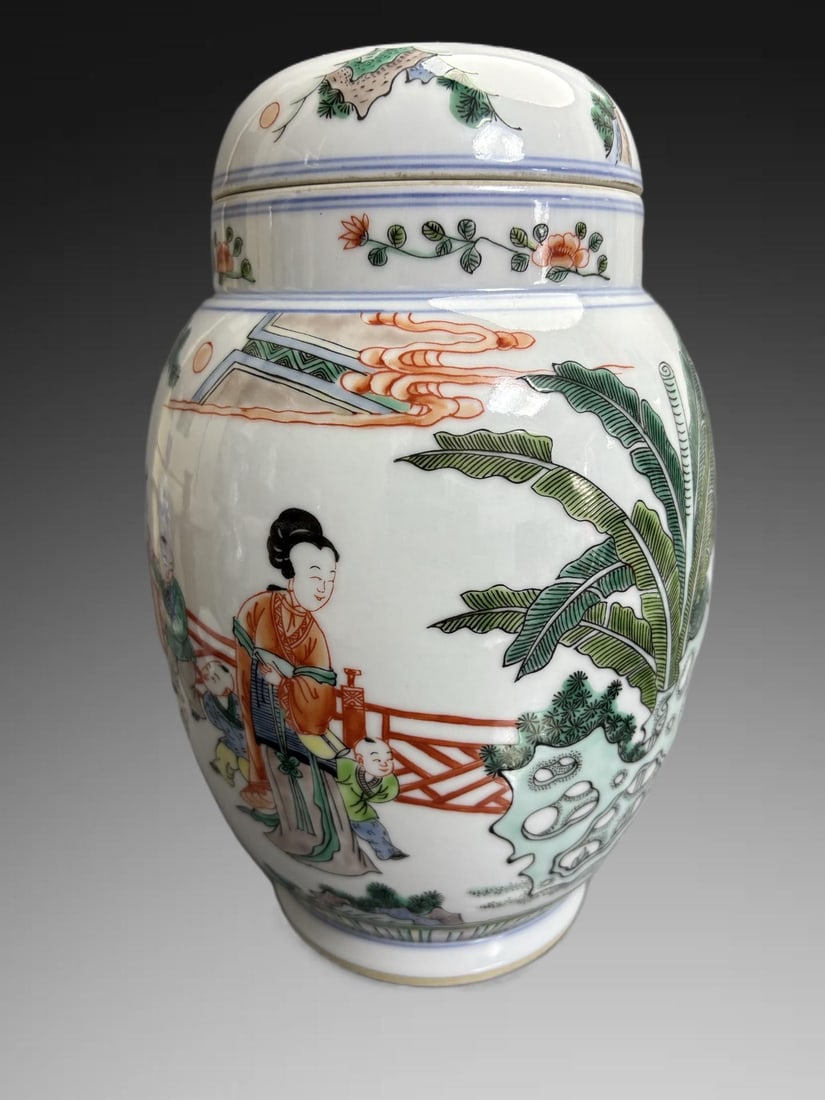 An Exquisite Wucai Figures Pattern Jar - 4