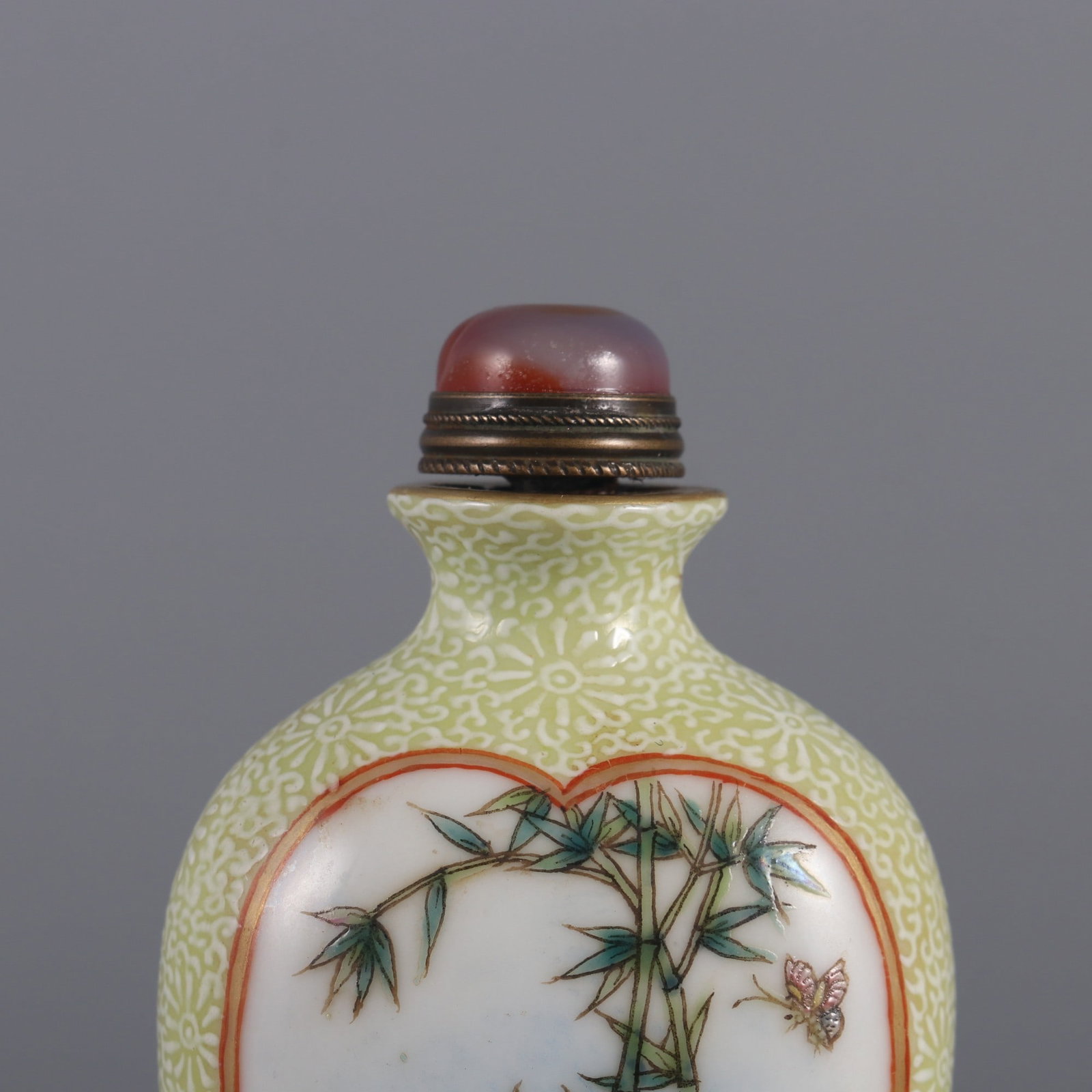 An Exquisite Enamel Bamboo Pattern Snuff Bottle - 4