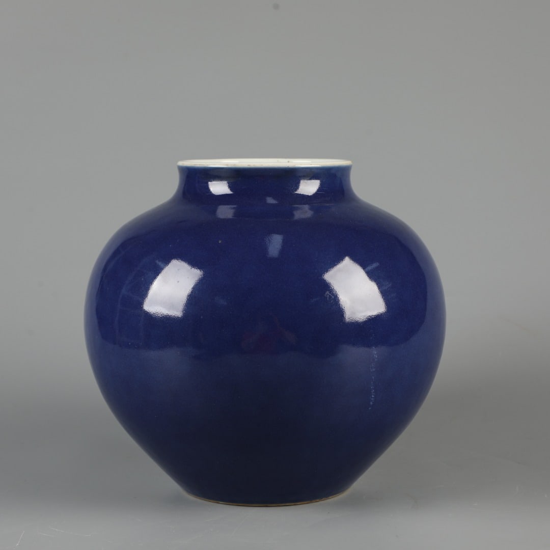 An Exquisite Ji Blue Glazed Jar: An Exquisite Ji Blue Glazed Jar,Qing Dynasty, China,Qianlong Six-character Mark,Size:8.7inx8.7in