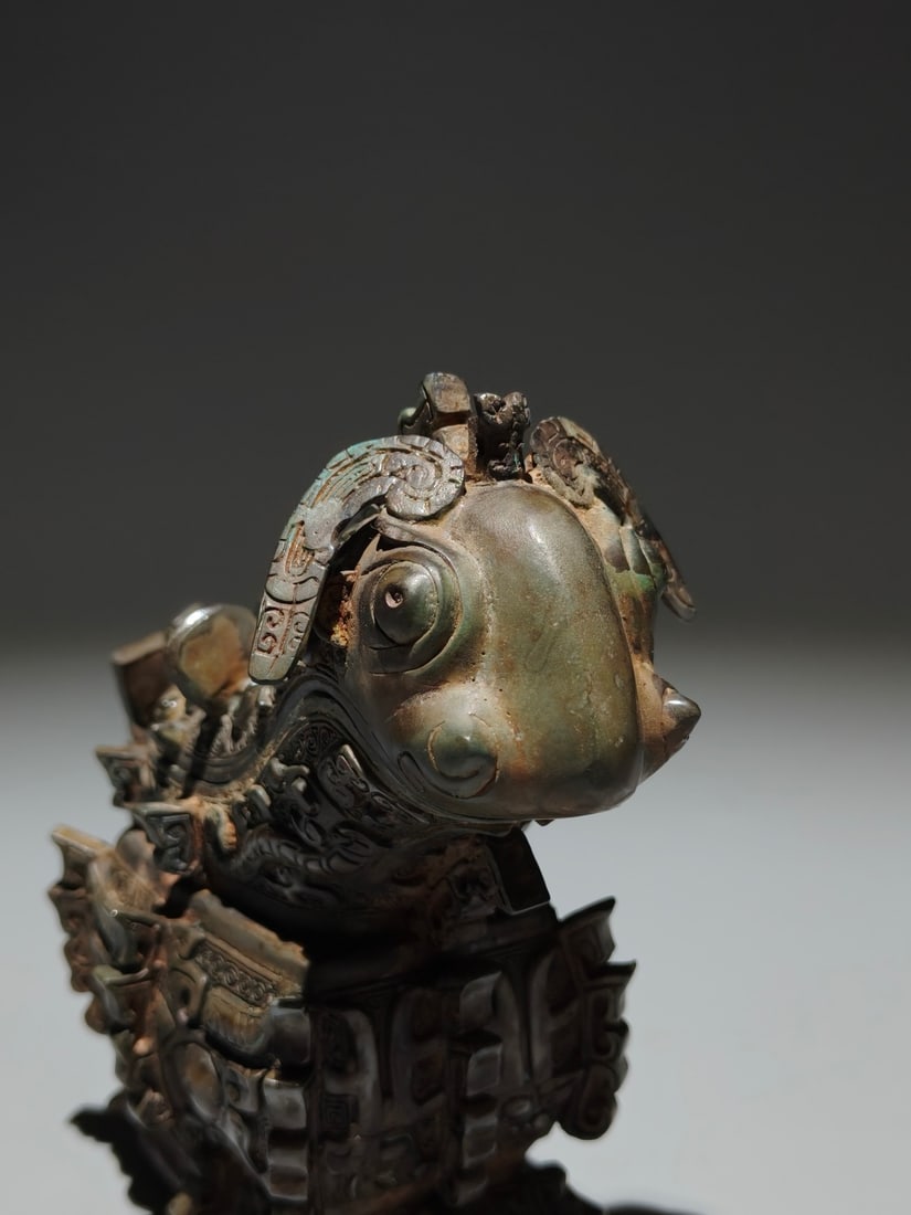 An Exquisite Bronze Beast‑Face Pattern Vase - 6