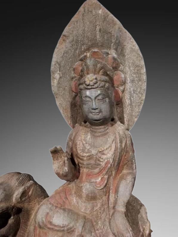 An Exquisite Limestone Buddha statue - 4