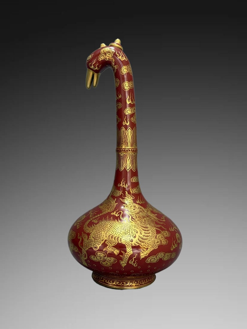 An Exquisite Coral Red Glazed Painted Gold Goose-Neck Vase: An Exquisite Coral Red Glazed Painted Gold Goose-Neck Vase,Qing Dynasty, China,Qianlong Four‑character Mark,Size:11inx5.1in 珊瑚红描金鹅颈瓶,È