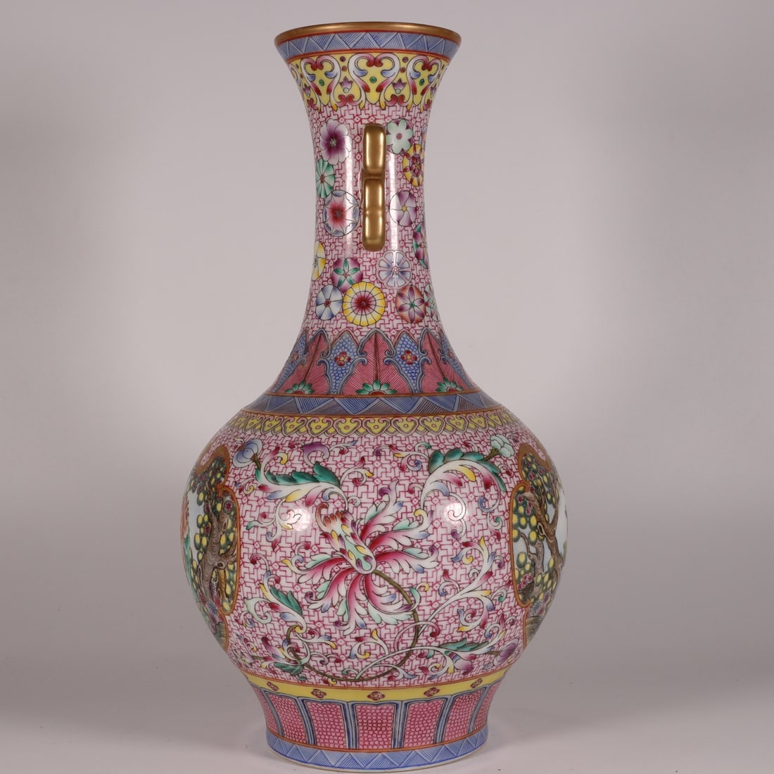 An Exquisite Enamel Figures Pattern Double-Ears Vase - 5