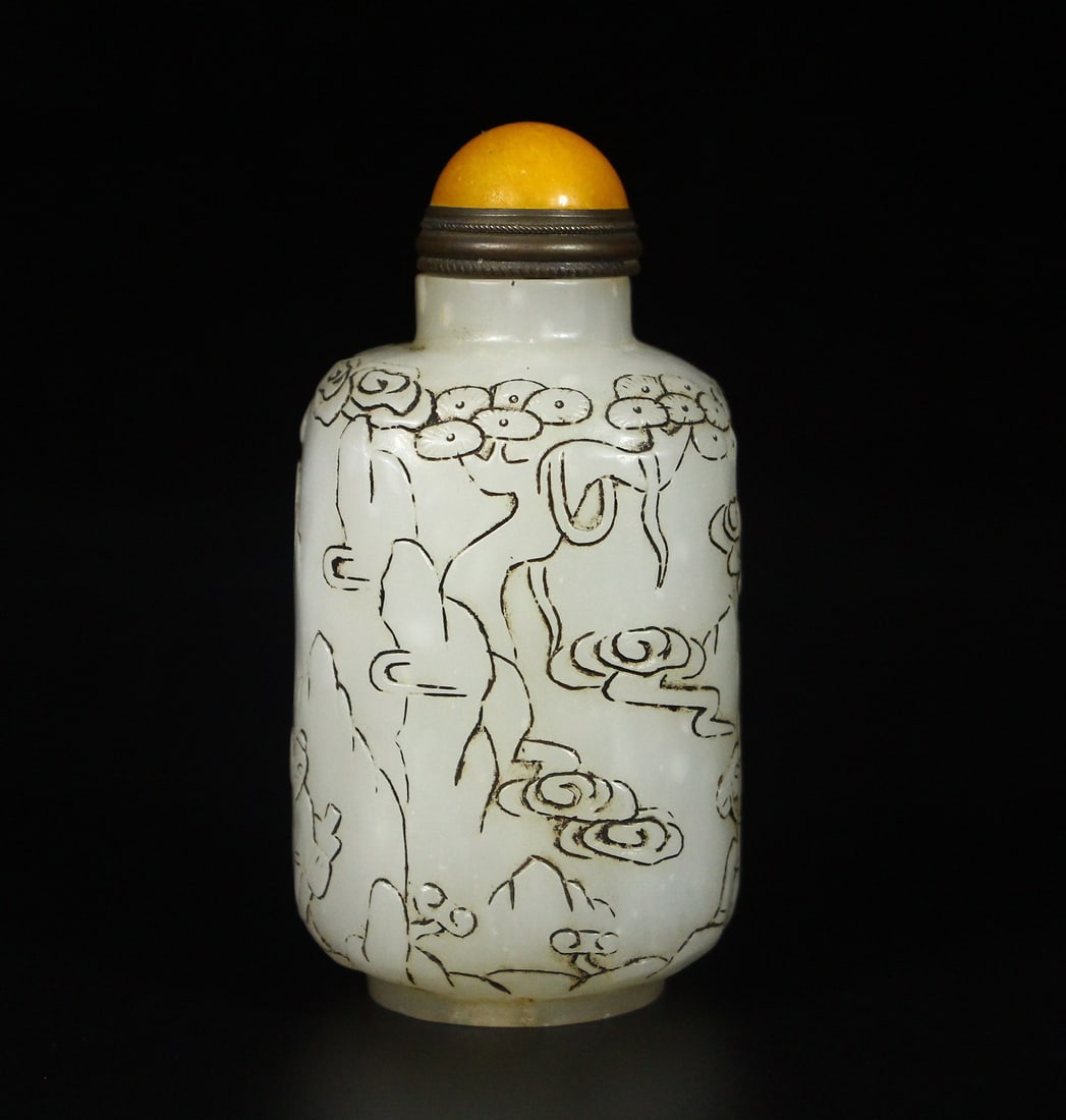 An Exquisite Hotan Jade Figures Pattern Snuff Bottle - 2