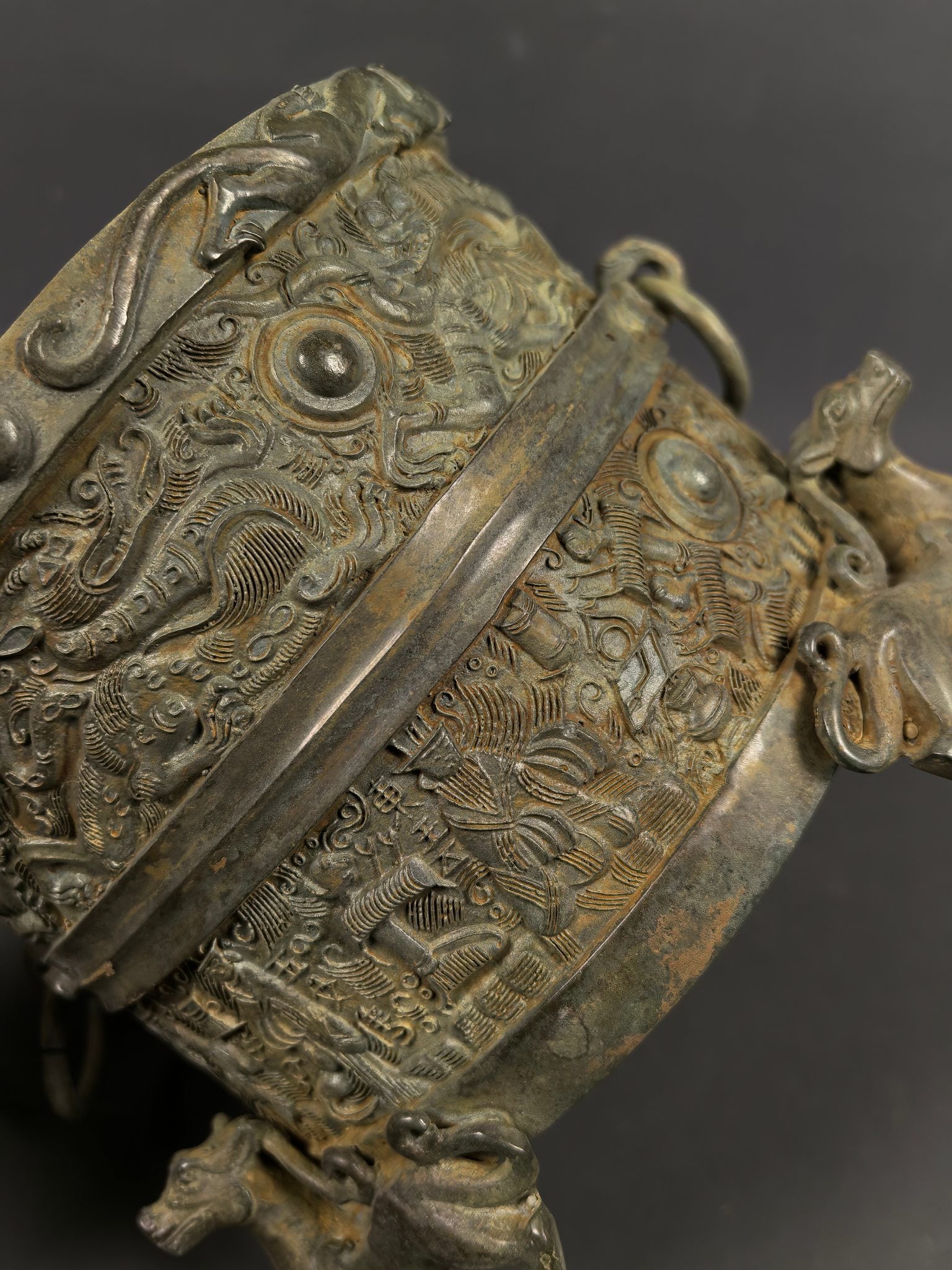 An Exquisite Bronze Dragon Pattern Jar - 6