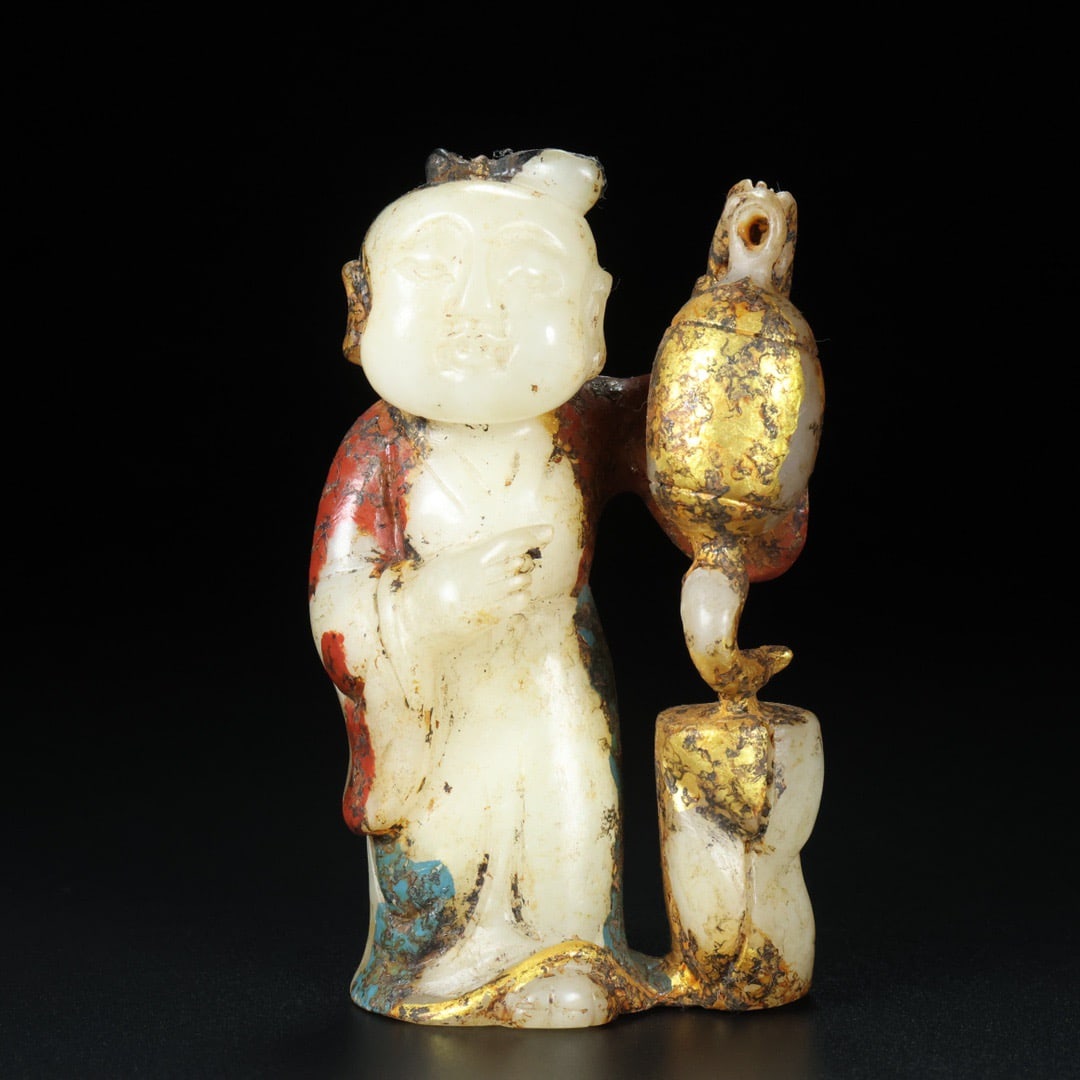 An Exquisite Hotan Jade Human Figure Ornament: An Exquisite Hotan Jade Human Figure Ornament,Tang Dynasty, China,Size:2.4inx1.2inx3.5in,Weight:183g 和田玉人形摆件,中国唐代