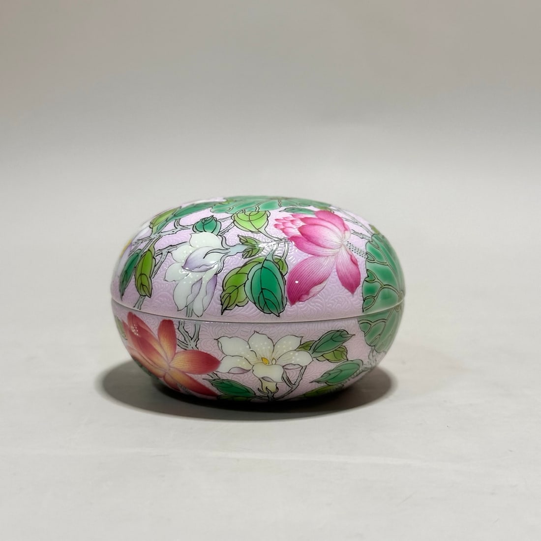 An Exquisite Enamel Flower Pattern Box - 4