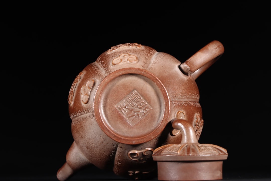 A Exquisite Zisha Flower Pattern Teapot - 9