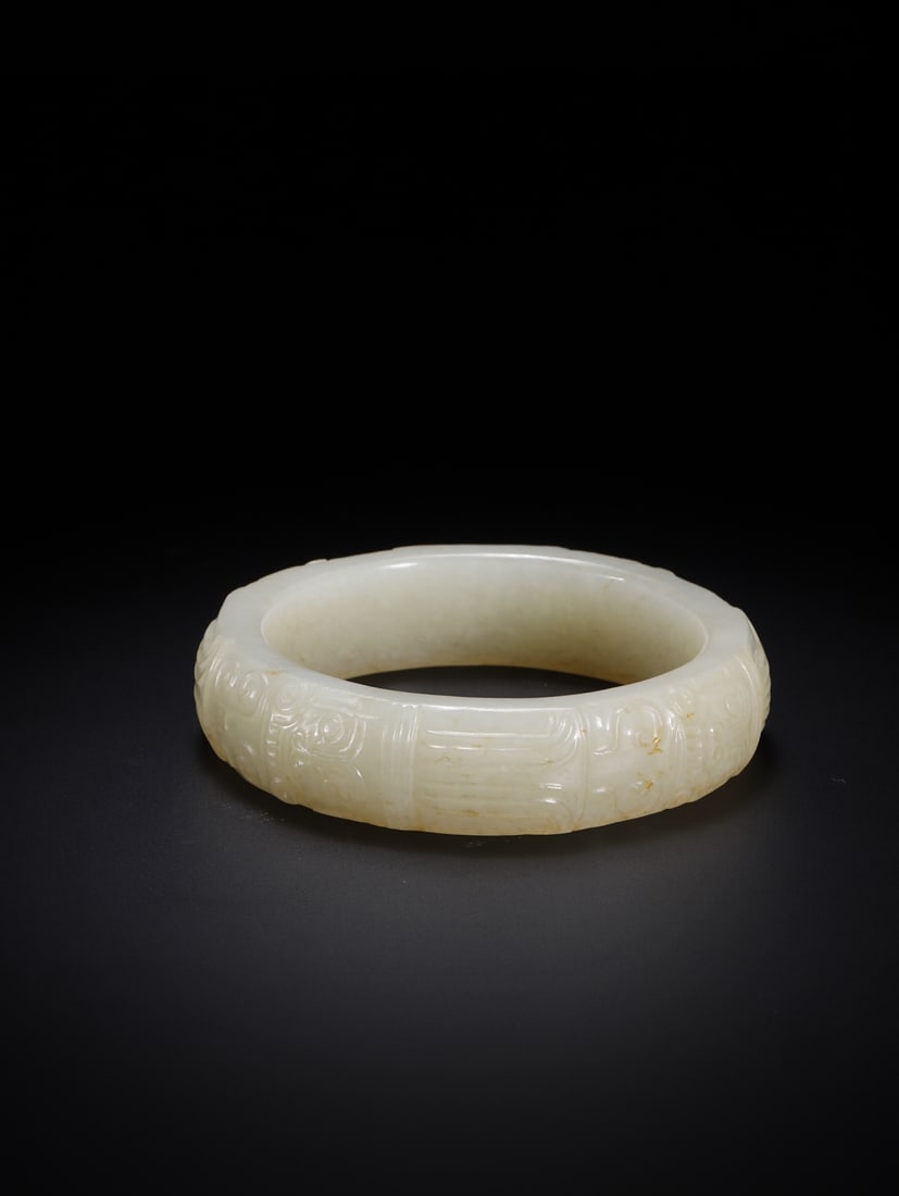 An Exquisite Hotan Jade Human-Face Pattern Bracelets - 3