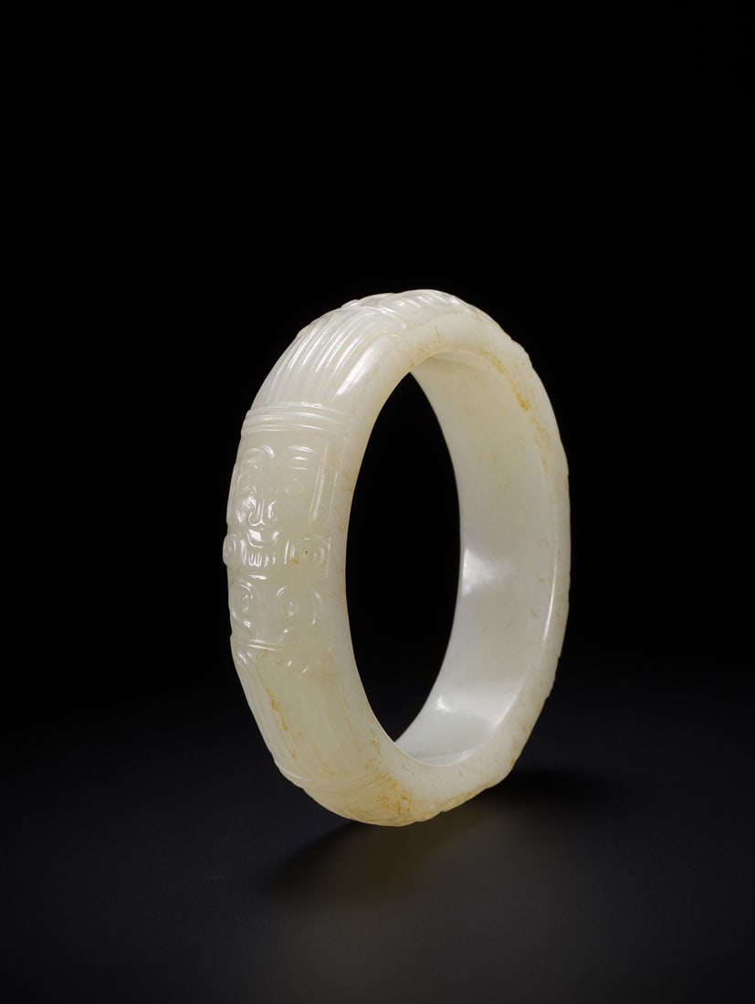 An Exquisite Hotan Jade Human-Face Pattern Bracelets - 7