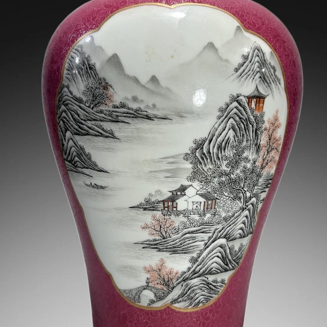 An Exquisite Ruby Red-Glazed Ink Color Landscape Pattern Vase - 2