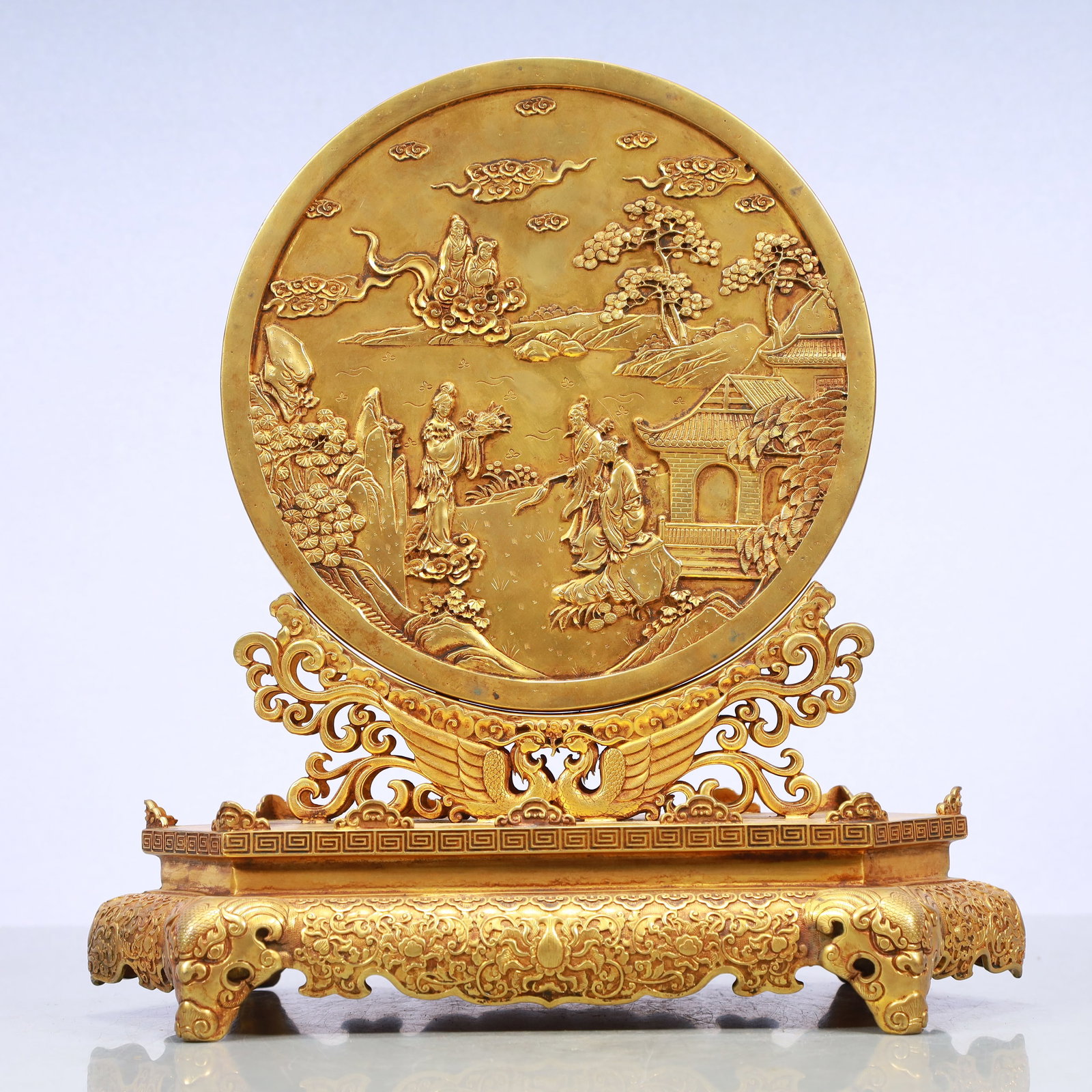 A Exquisite Gilt Bronze Landscape and Figure Pattern Lotus Pattern Screen: A Exquisite Gilt Bronze Landscape and Figure Pattern Lotus Pattern Screen Qing Dynasty, China Qianlong Six-character Mark Size:12.2inx7.1inx13in Weight:5850g铜鎏金山水