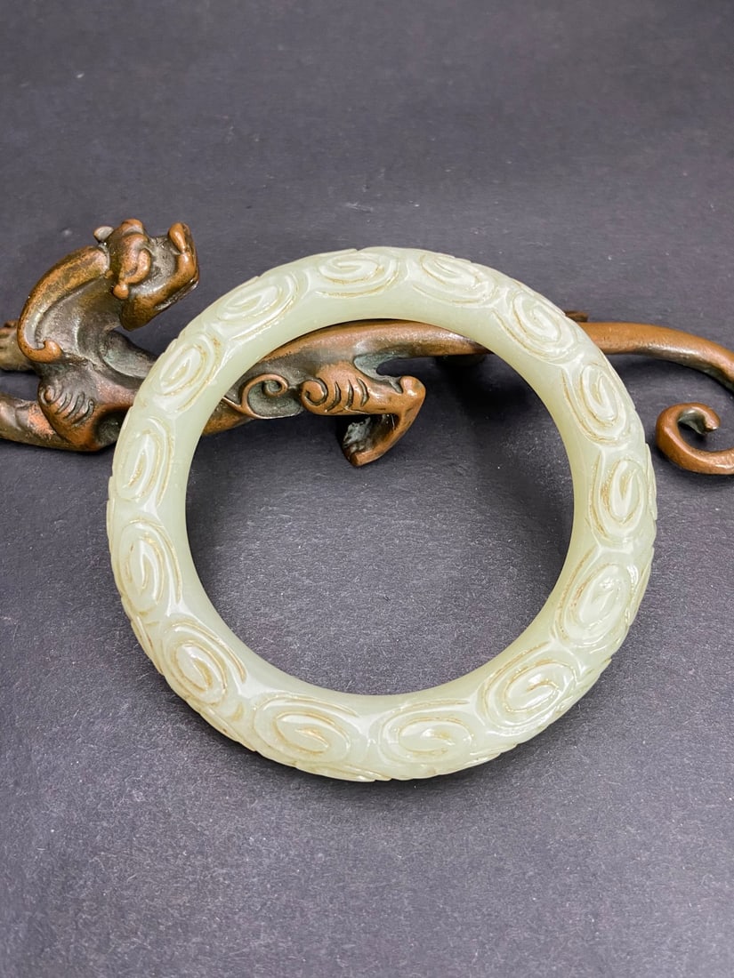 An Exquisite White Jade Auspicious Cloud Pattern Bracelets - 4