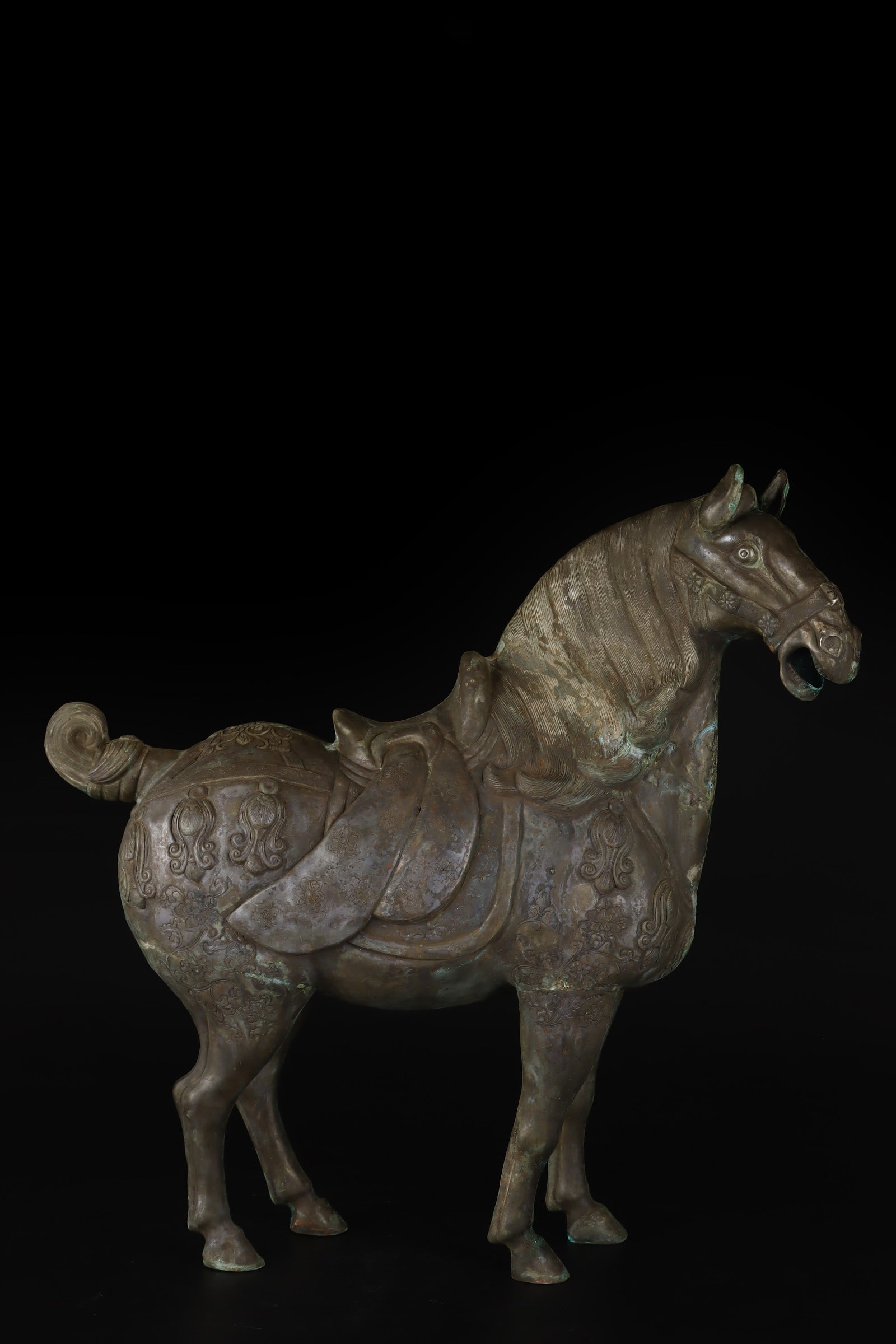 A Huge Silver-Gilt Bronze Horse Ornament: A Huge Silver-Gilt Bronze Horse Ornament,Tang Dynasty,China,Zhenguan Four-character