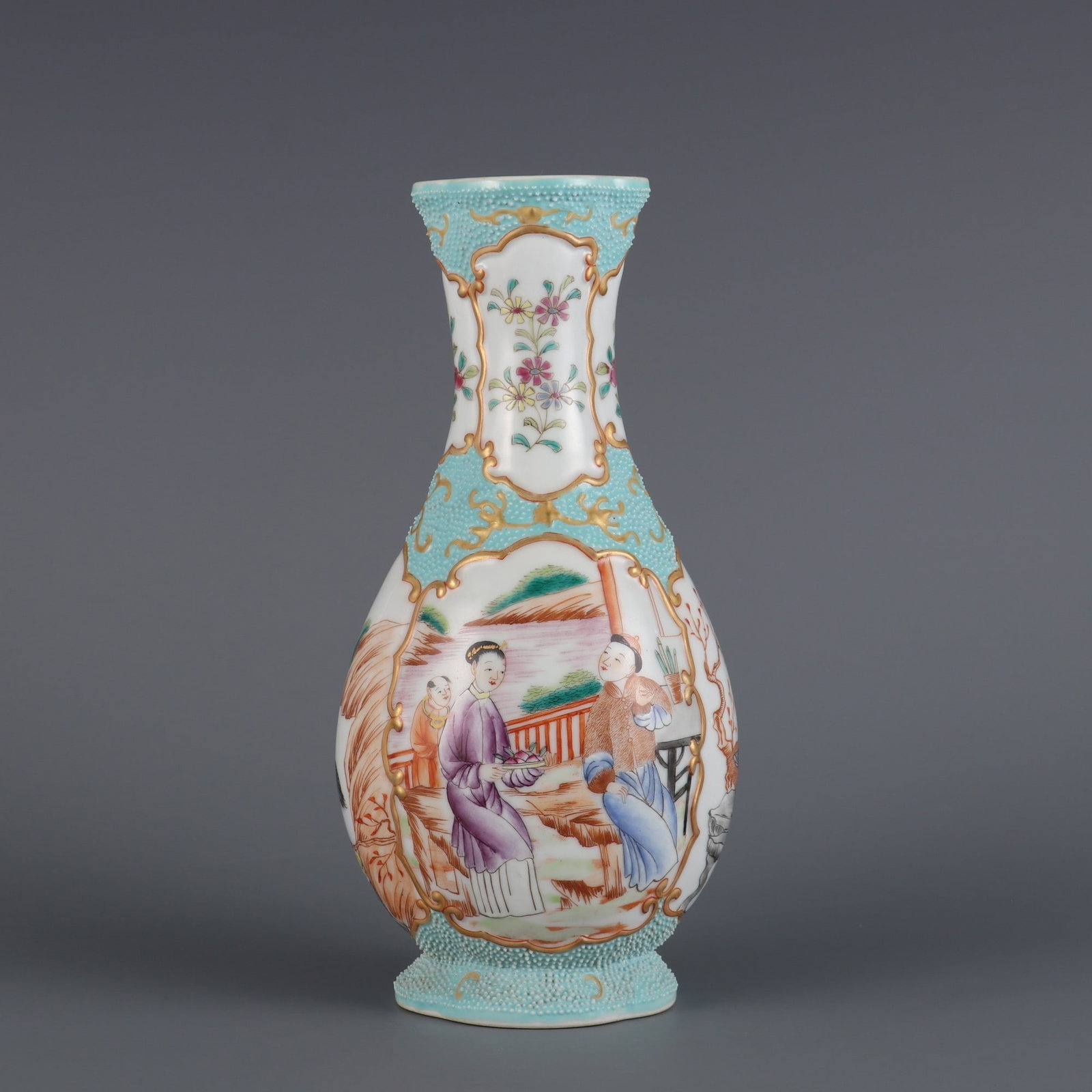 An Exquisite Turquoise Ground Famille-Rose Painted Gold Figure Pattern Vase: An Exquisite Turquoise Ground Famille-Rose Painted Gold Figure Pattern Vase,Qing Dynasty,