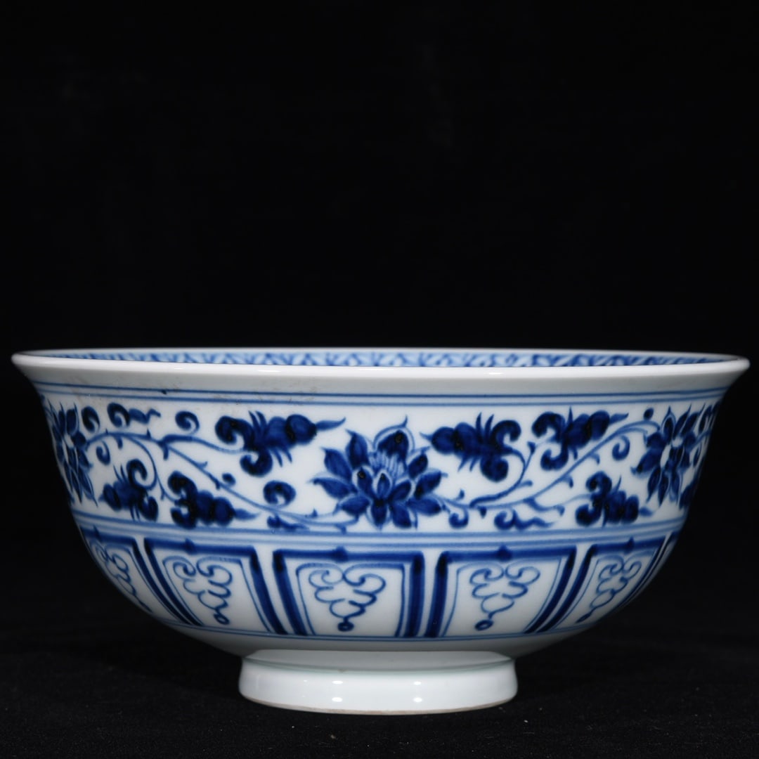 An Exquisite Blue and White Lotus and Phoenix Pattern Bowl: An Exquisite Blue and White Lotus and Phoenix Pattern Bowl,Yuan Dynasty,