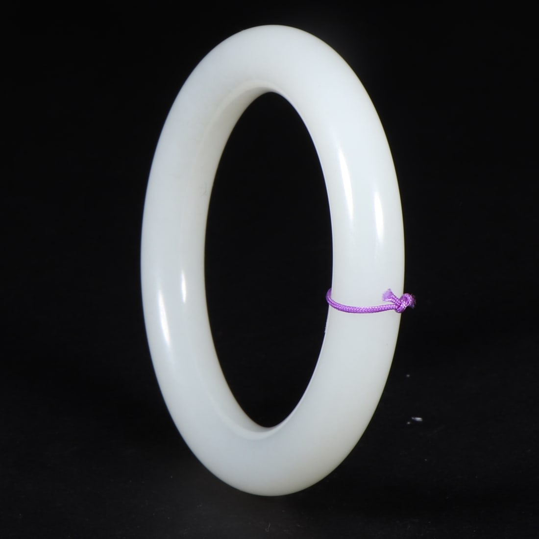 An Exquisite White Jade Bracelets - 2