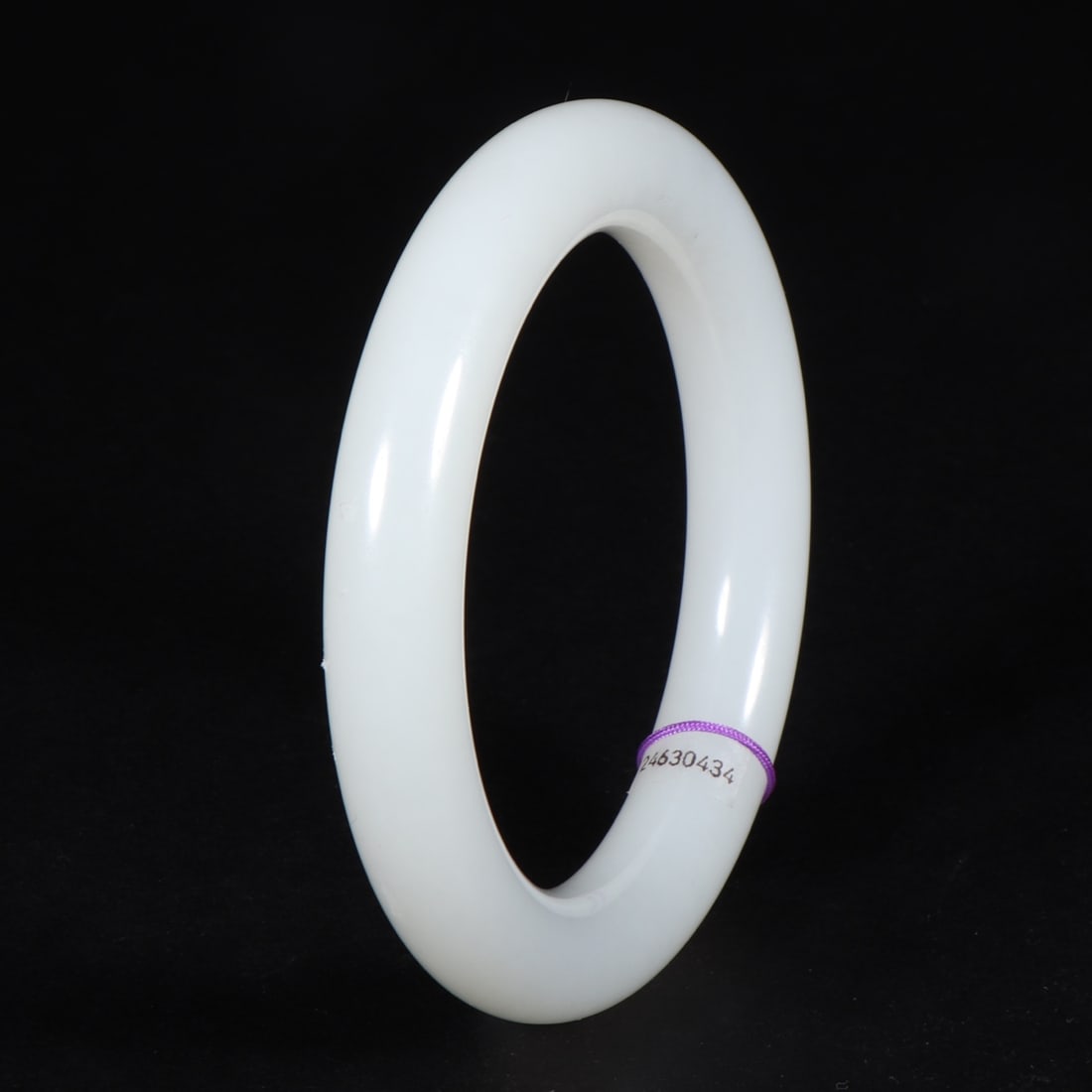 An Exquisite White Jade Bracelets - 4