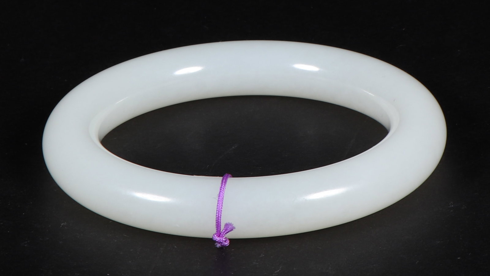 An Exquisite White Jade Bracelets - 5