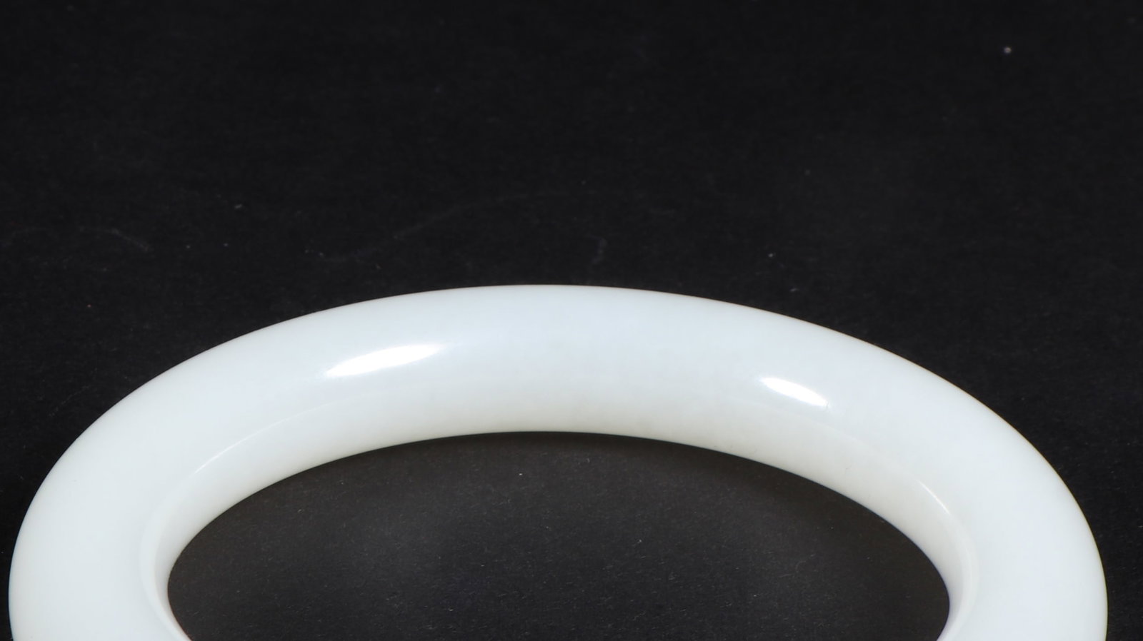 An Exquisite White Jade Bracelets - 6