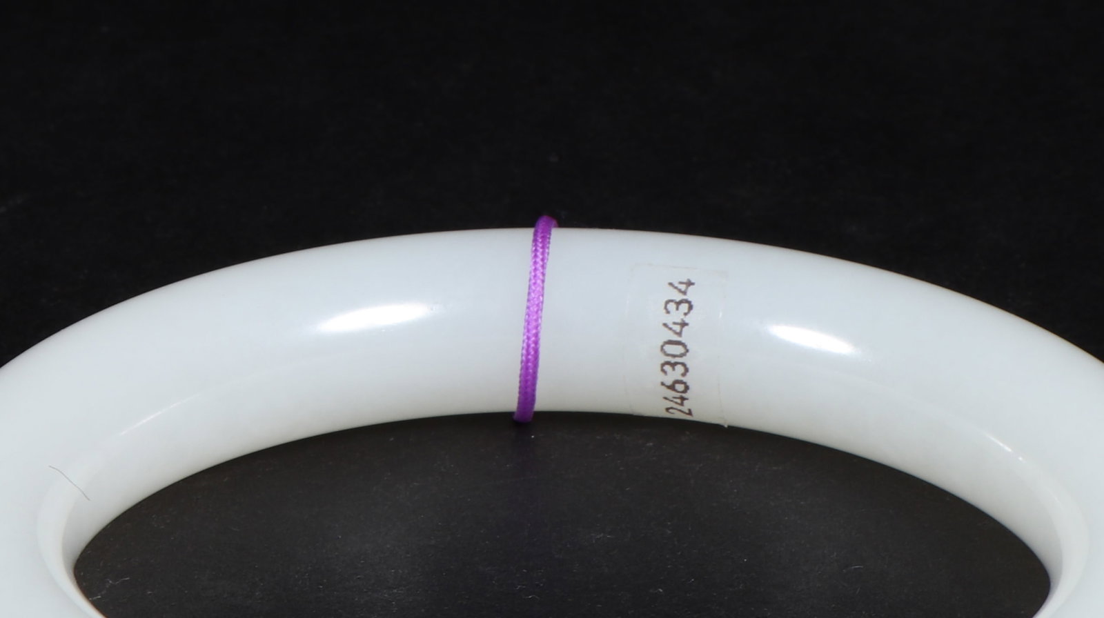 An Exquisite White Jade Bracelets - 9