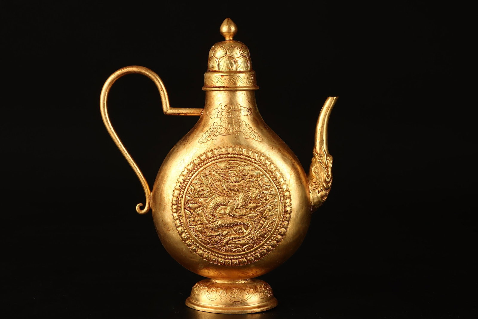 An Exquisite Gilt Bronze Dragon Pattern Ewer - 3