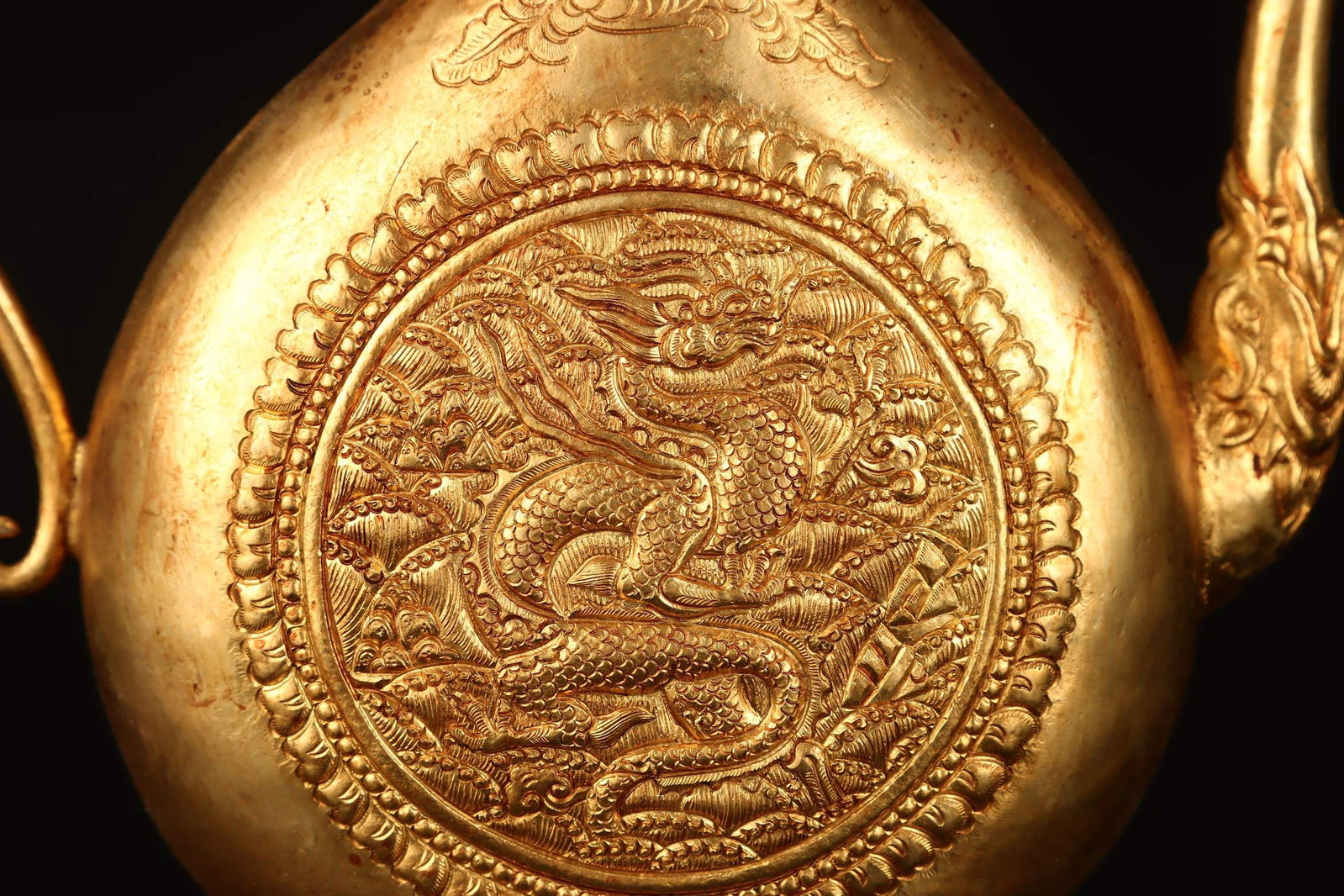 An Exquisite Gilt Bronze Dragon Pattern Ewer - 6
