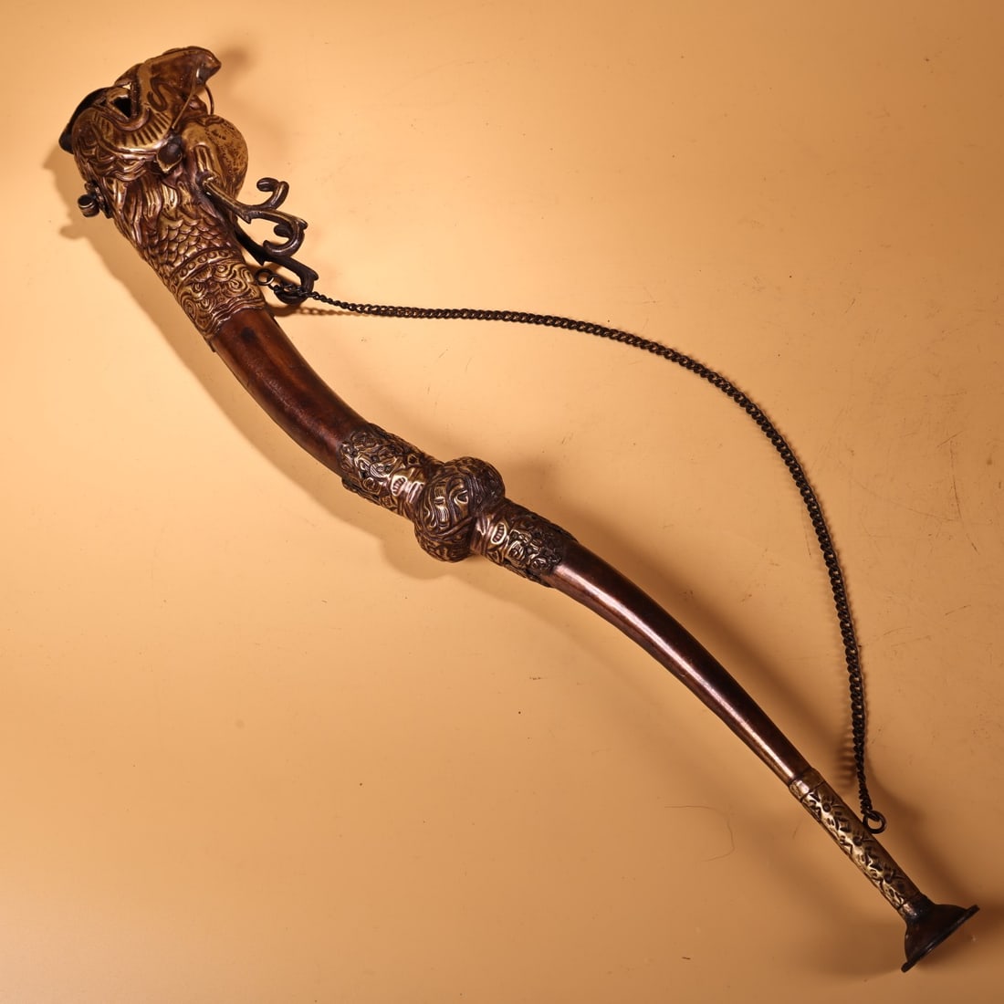 A Huge Bronze Dragon-head Ornament: A Huge Bronze Dragon-head Ornament,Qing Dynasty,China,Size:20.1in,Weight:280g铜龙首摆件，中国清代，Size:51cm,Weight:280g