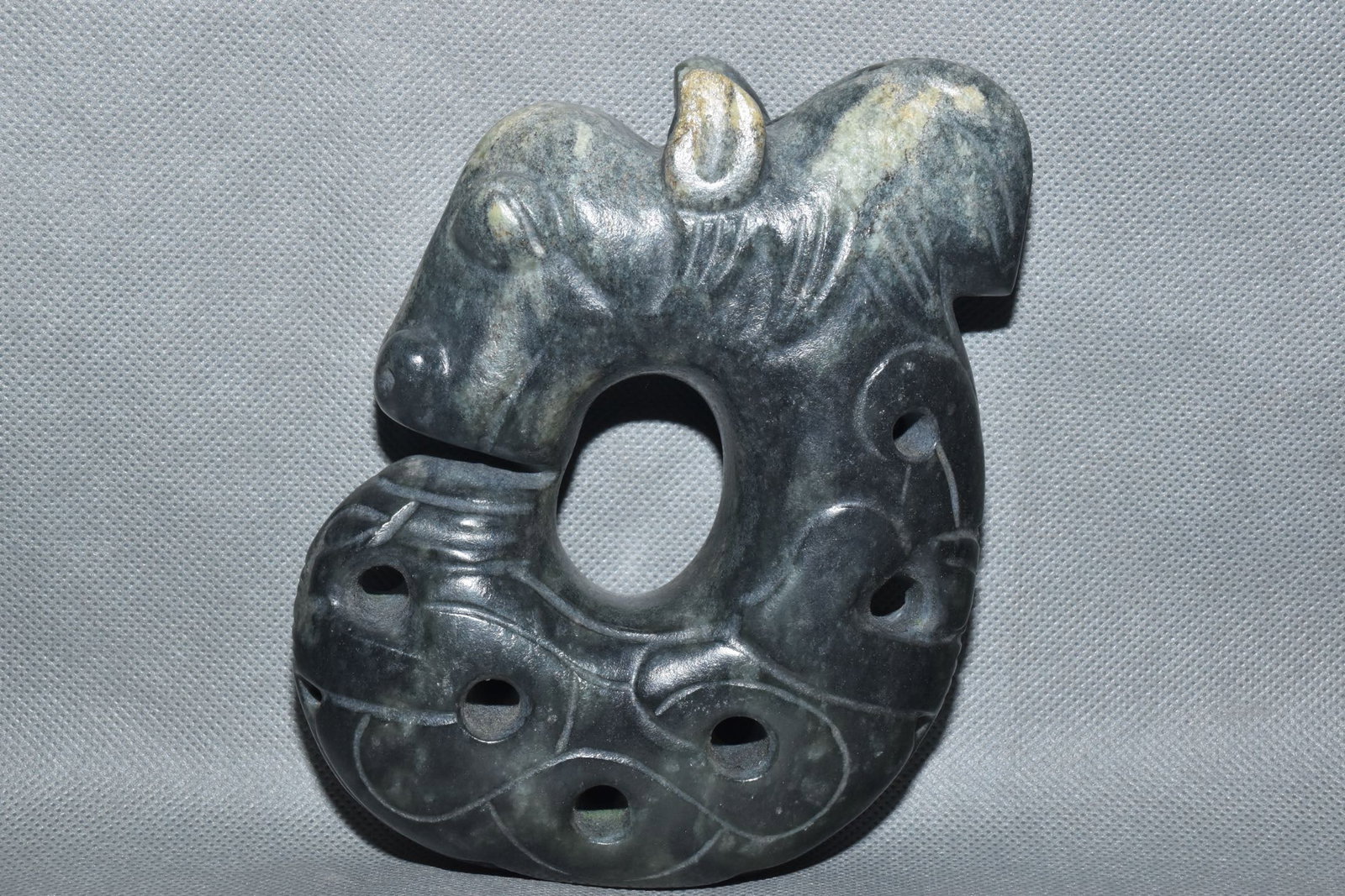 An Exquisite Hemo Jade Pig-Dragon Pendant: An Exquisite Hemo Jade Pig-Dragon Pendant,Hongshan