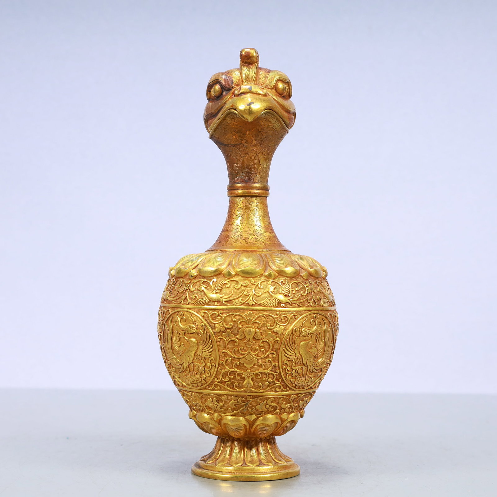 A Exquisite Gilt Bronze Lotus Pattern Phoenix Pattern Ewer - 5