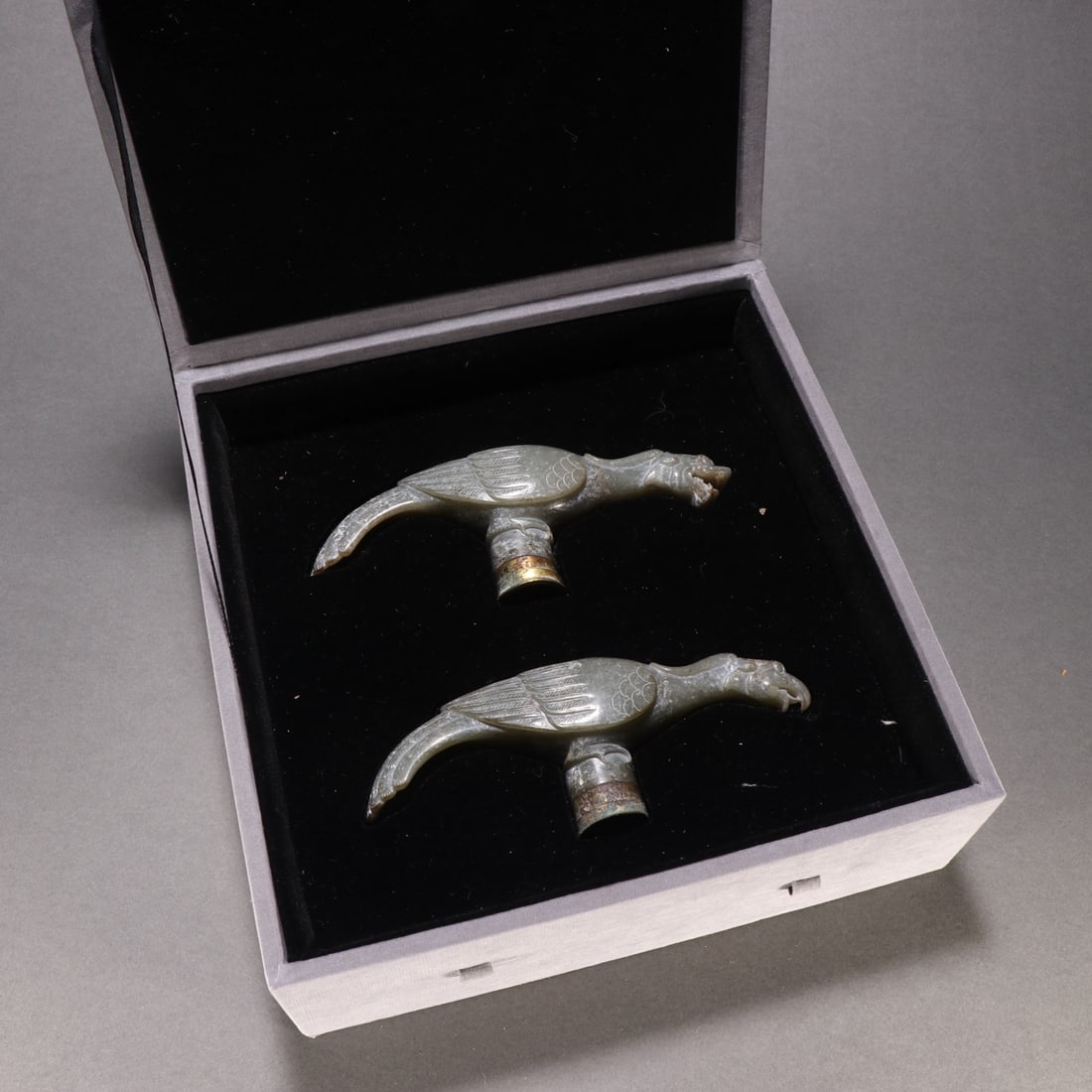 A Pair of Exquisite White Jade Cover with Gilt Bronze Dragon and Phoenix Cane Heads: A Pair of Exquisite White Jade Cover with Gilt Bronze Dragon and Phoenix Cane Heads,Qing Dynasty,China,Size:5.3inx2.2in,?? Weight:358g一对白玉包铜鎏金&#