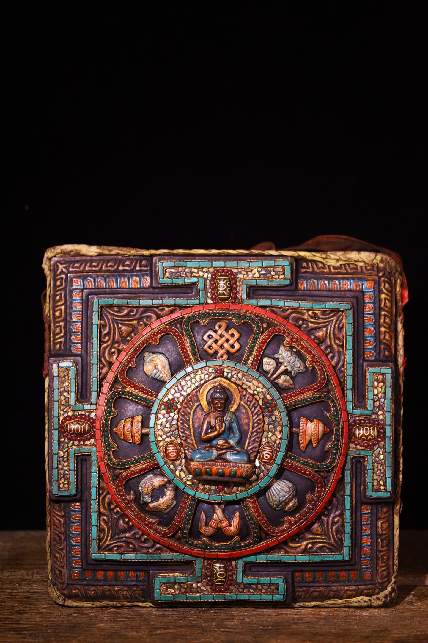 A Rare Wooden Inlaid Dzi Bead and Gems Eight Treasures Buddha Statue Pattern Ornament: A Rare Wooden Inlaid Dzi Bead and Gems Eight Treasures Buddha Statue Pattern Ornament,Qing