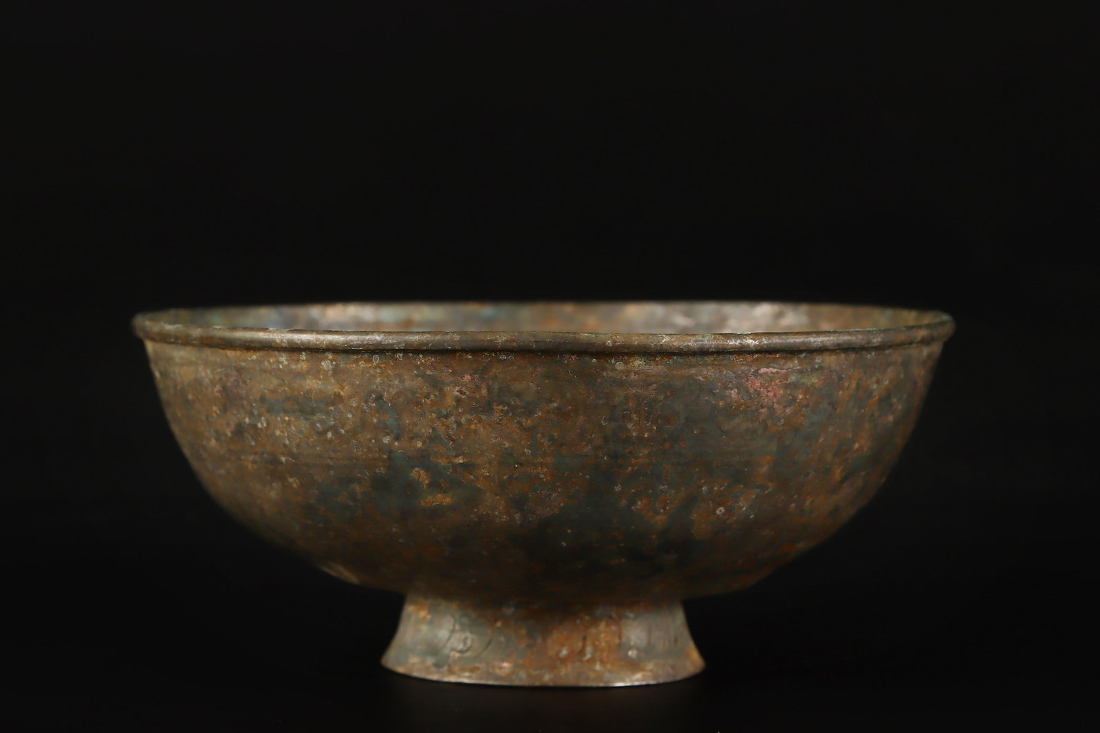 An Exquisite Bronze Turtle Pattern Bowl - 2
