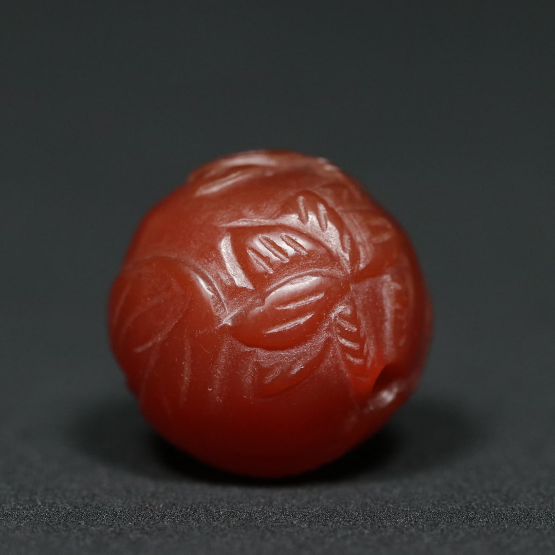 An Exquisite Agate Lotus Pattern Bead - 7