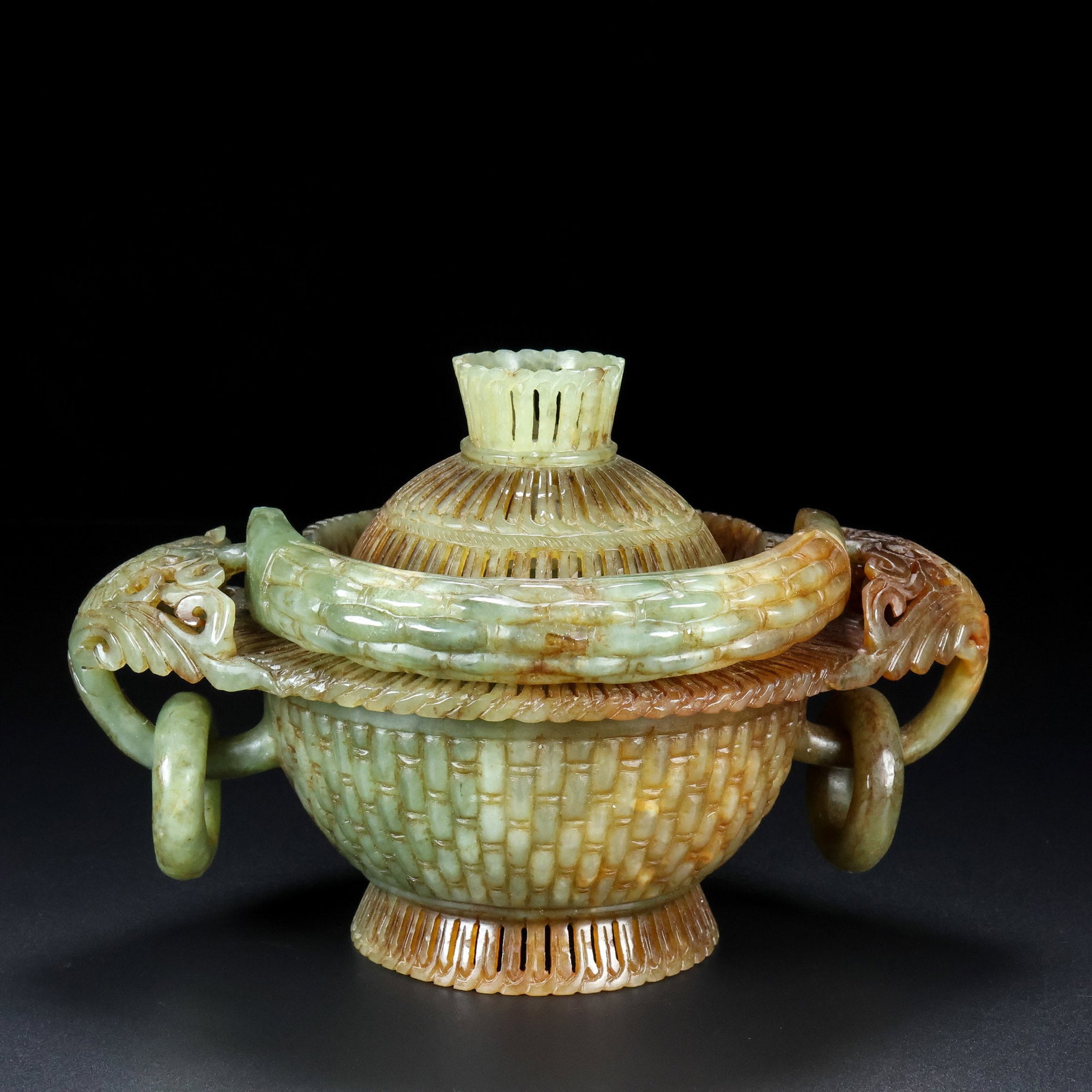An Exquisite White Jade Double-Ears Flower Basket: An Exquisite White Jade Double-Ears Flower Basket,Qing Dynasty,China,Size:7.9inx6.3inx5.5in,Weight:659g白玉双耳花篮,中国清代,Size:20cmx16cmx
