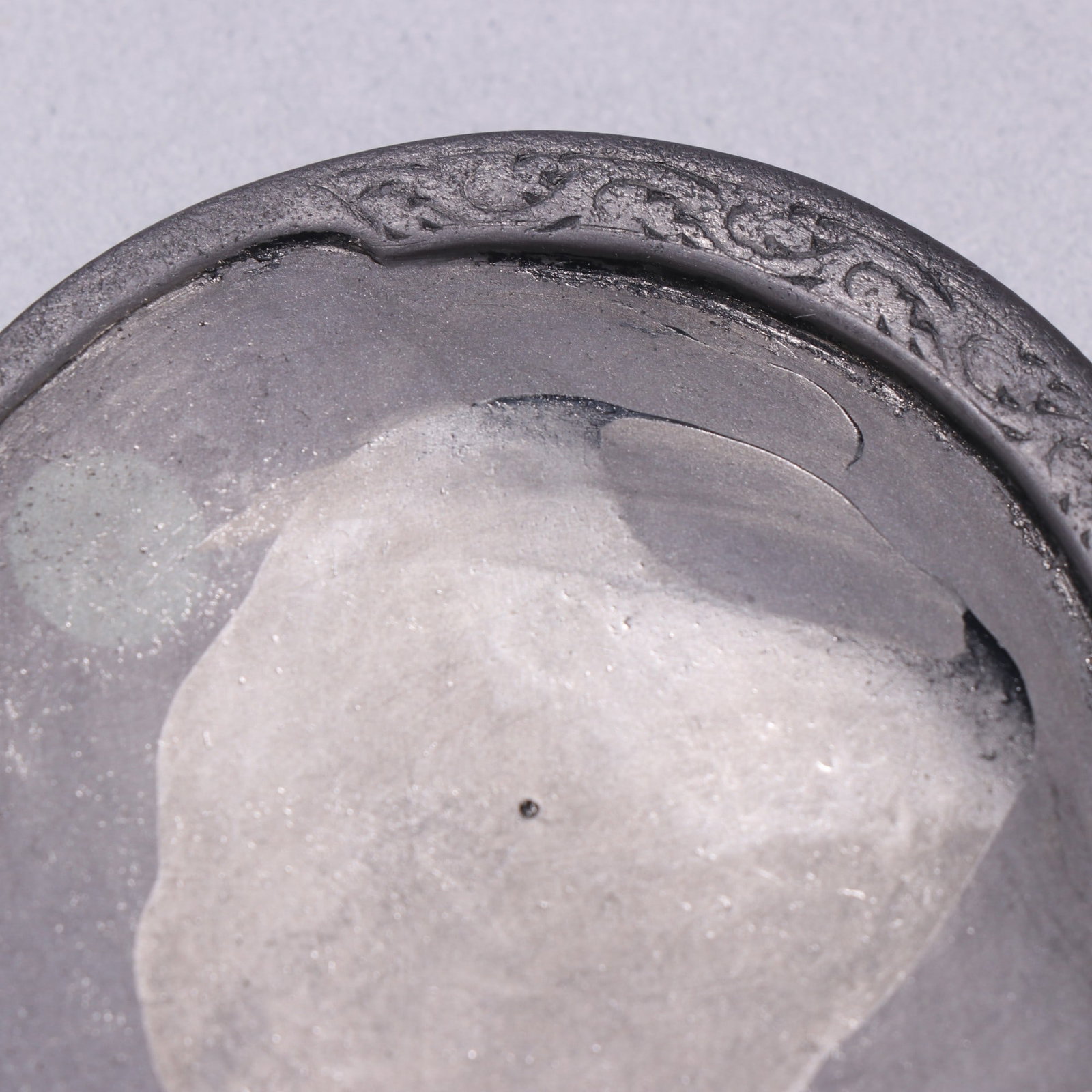 An Exquisite Inkstone - 3