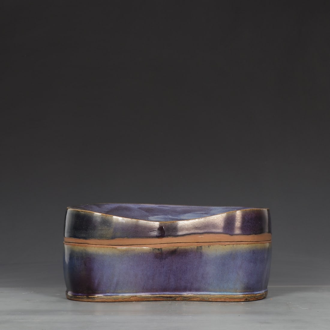 An Exquisite Jun yao Purple Glazed Box with Cover,With an Imperial Poem by Emperor Qianlong: An Exquisite Jun yao Purple Glazed Box with Cover,With an Imperial Poem by Emperor Qianlong,Song