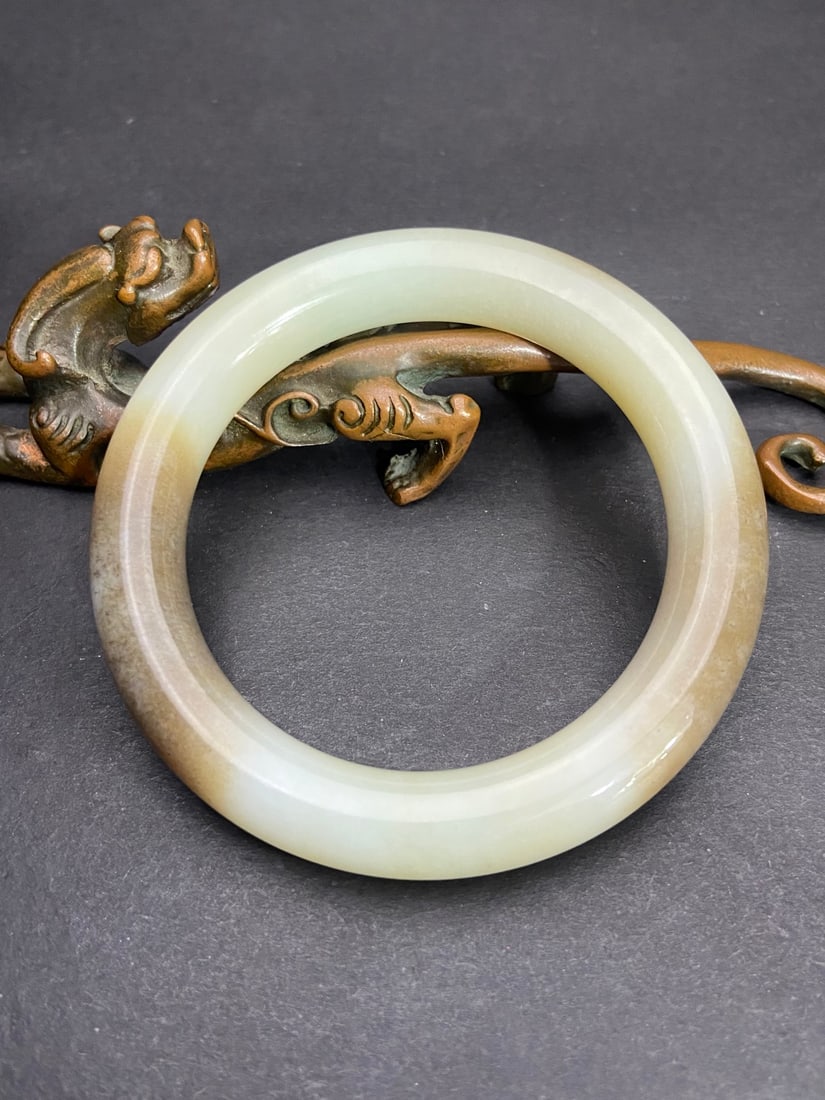 An Exquisite White Jade Bracelets - 3
