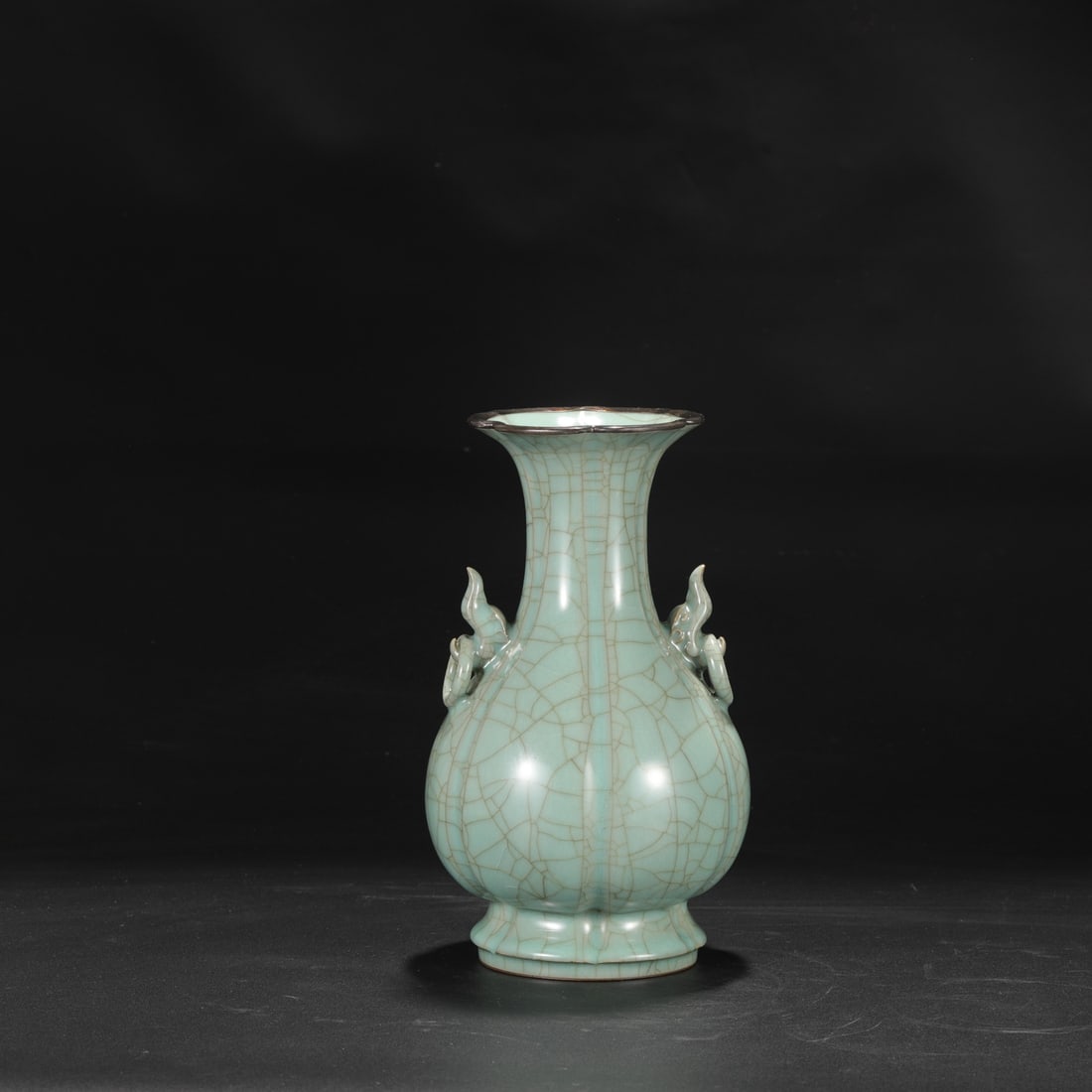 An Exquisite Guan yao Celadon Glazed Cover with Silver Elephant-Ears Vase,With an Imperial Poem by: An Exquisite Guan yao Celadon Glazed Cover with Silver Elephant-Ears Vase,With an Imperial Poem by Emperor Qianlong,Song Dynasty, China,Size:10.4inx4.5inx5.9in官窑青釉银&