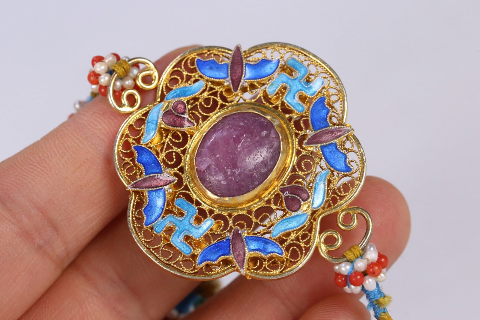 An Exquisite Ruby Bracelets - 8