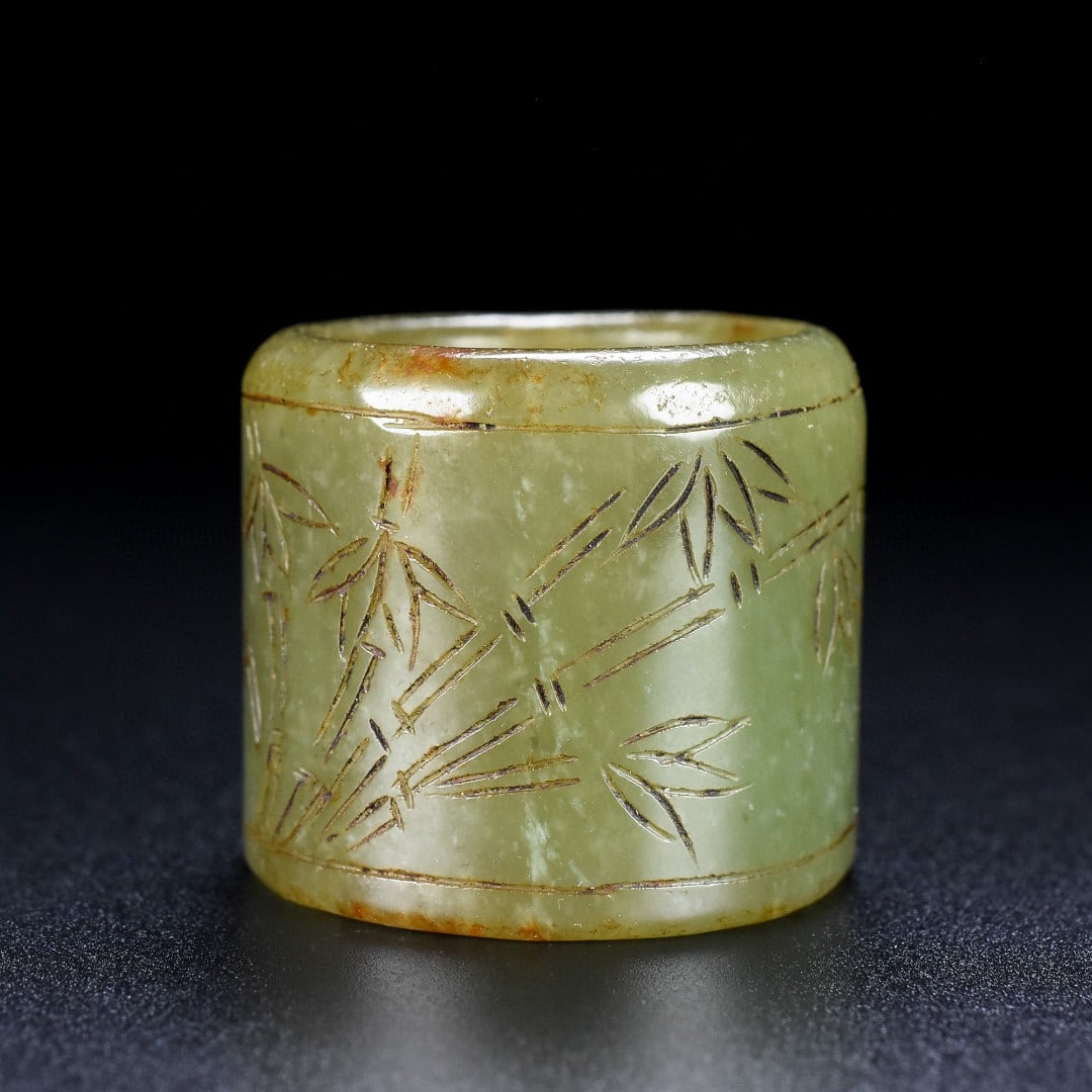An Exquisite White Jade Bamboo Pattern Fingerstall (1 of 9)
